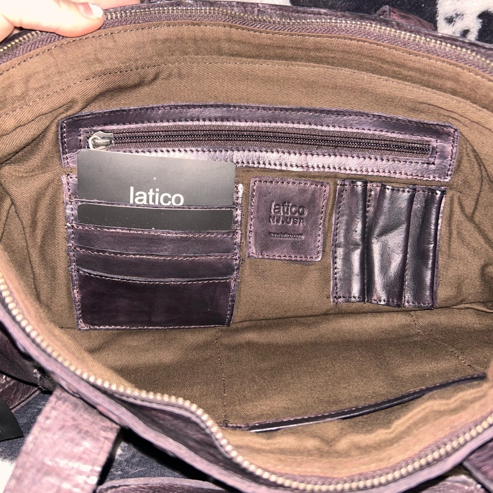 Latico Eggplant Crossbody NWT - Picture 4 of 7